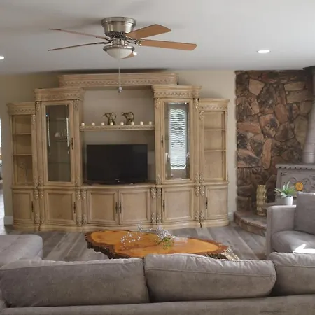 Beautiful 3 Bedroom Home Located Near Yosemite Oakhurst Exterior foto