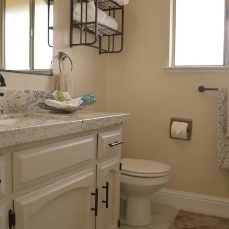 Beautiful 3 Bedroom Home Located Near Yosemite Oakhurst Exterior foto