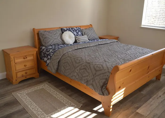 Beautiful 3 Bedroom Home Located Near Yosemite