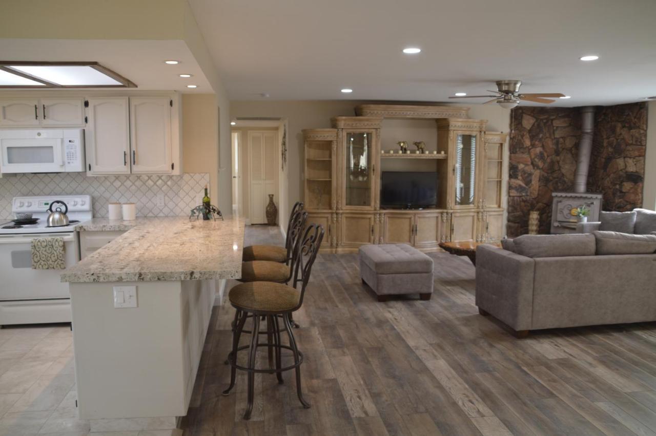 Beautiful 3 Bedroom Located Near Yosemite Villa Oakhurst